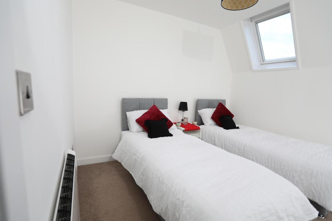 Apartment Plush 2-bedroom Center *